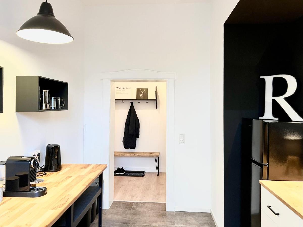 Makers And Rooms Apartment 01 Pauline 110Qm Parkplatz 1-4 Personen Detmold Exteriör bild