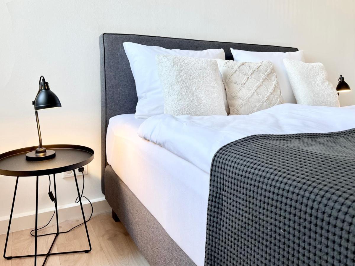 Makers And Rooms Apartment 01 Pauline 110Qm Parkplatz 1-4 Personen Detmold Exteriör bild